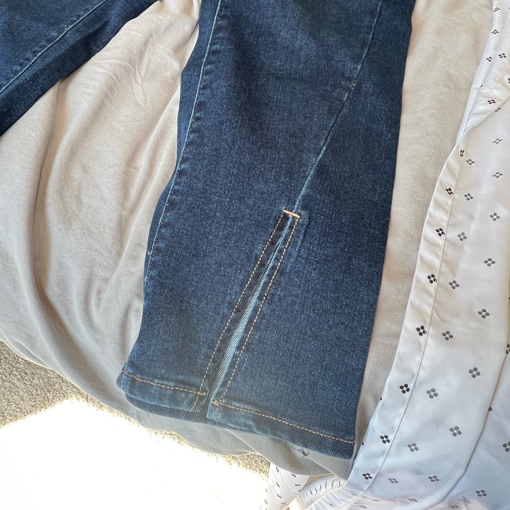 Women’s jeans